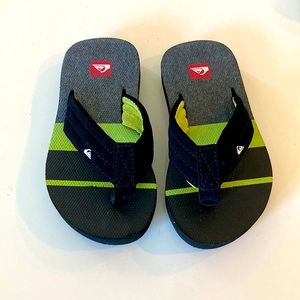 Quicksilver Flip Flops NWT